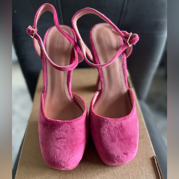 ✨ASOS Designs Pink Platform Heels - Picture 3 of 6